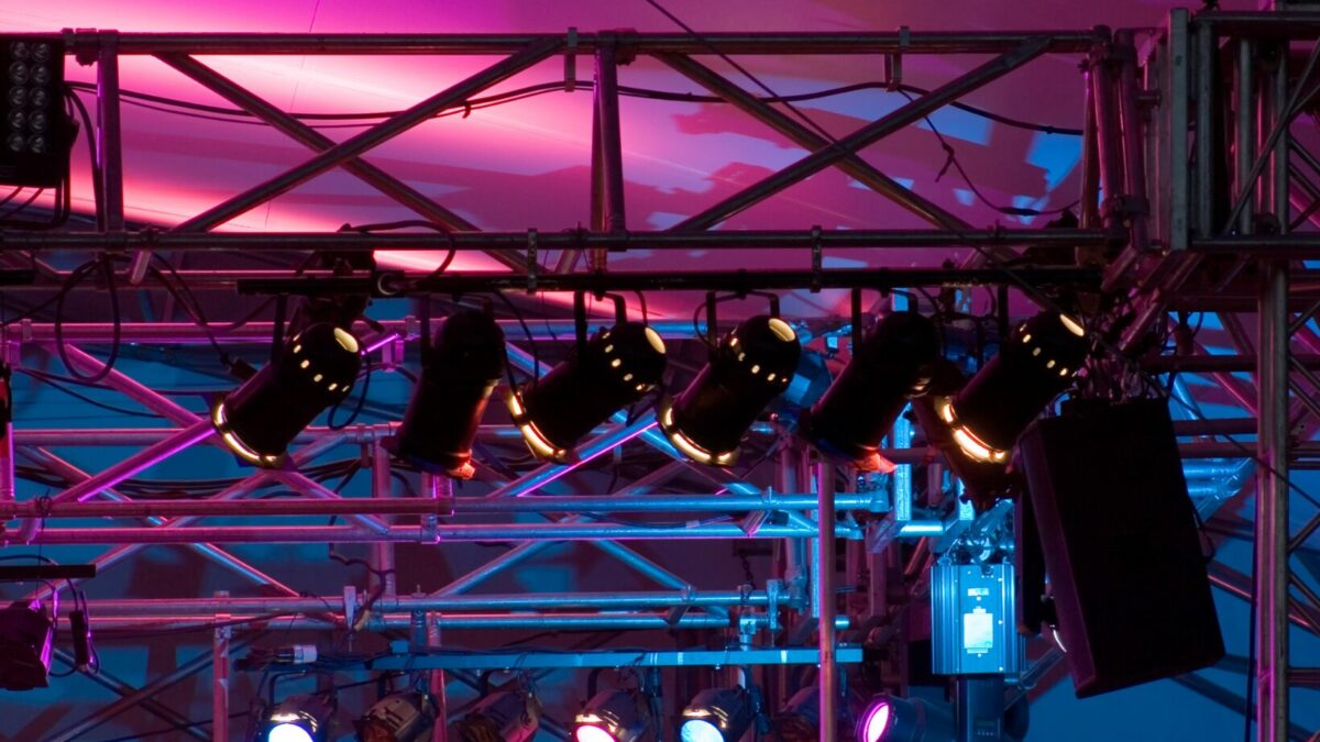 fall event lighting