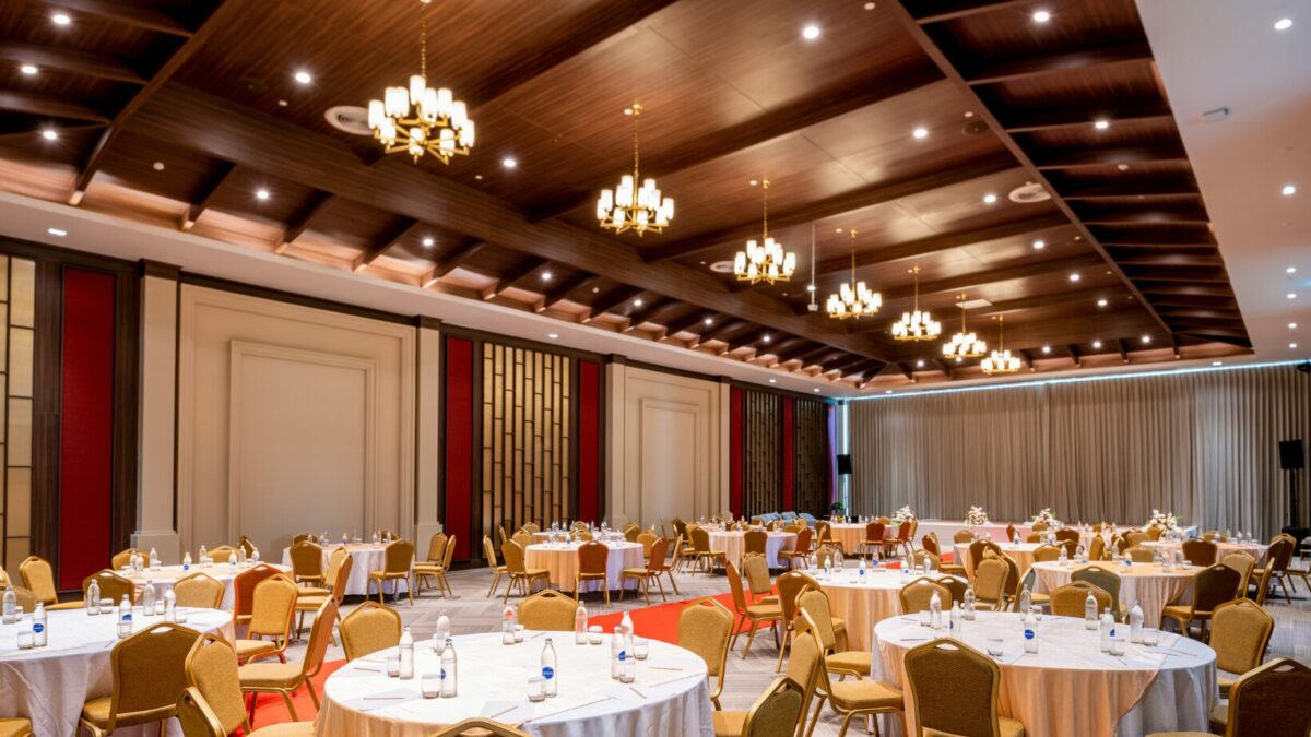 How LED PAR Cans Improve Hospitality